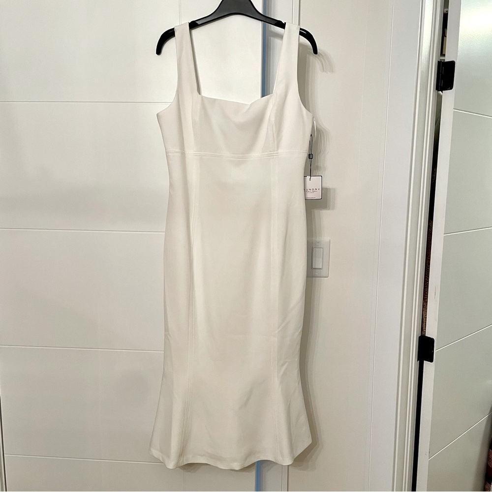 Laundry By Shelli Segal White Sheath Midi Trumpet Dress - Size 8 - NWT!